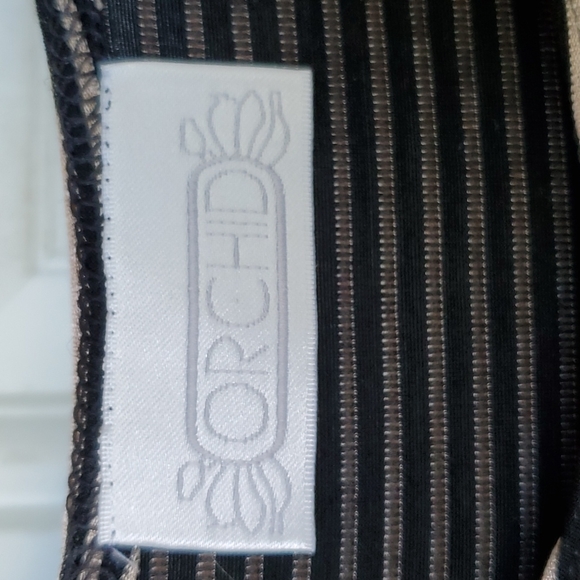 3/$30 Orchid Tank Top - Picture 4 of 4